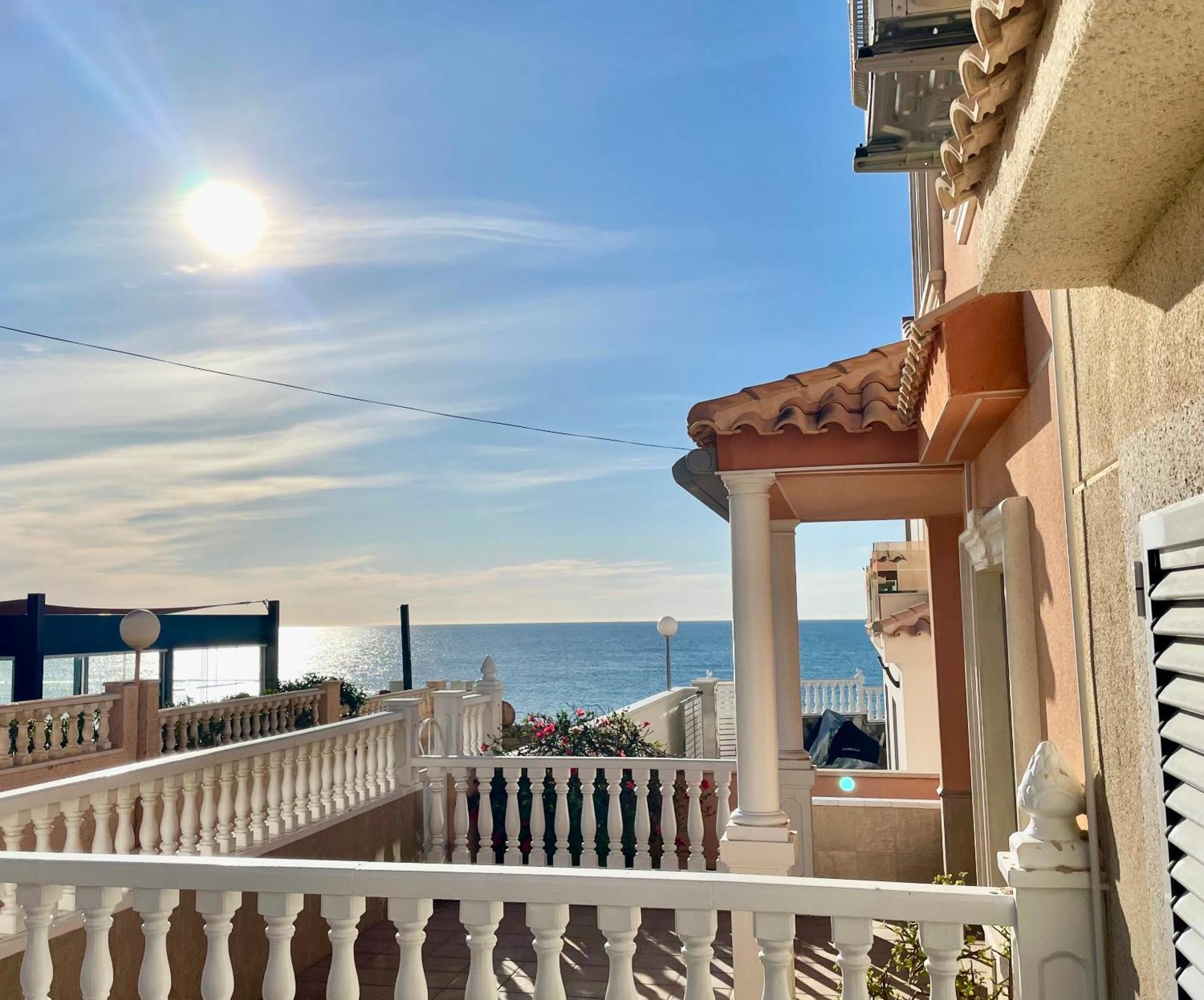 Villa Suerte Del Mar Торевьиа Экстерьер фото